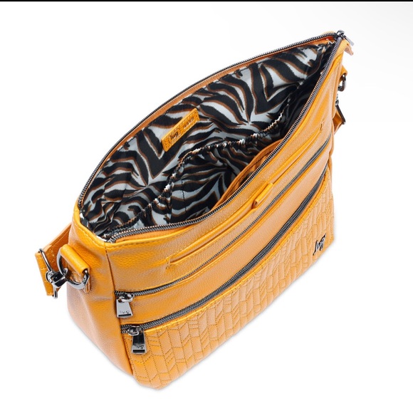 Lug Slider VL Crossbody Bag NWT - Picture 6 of 11